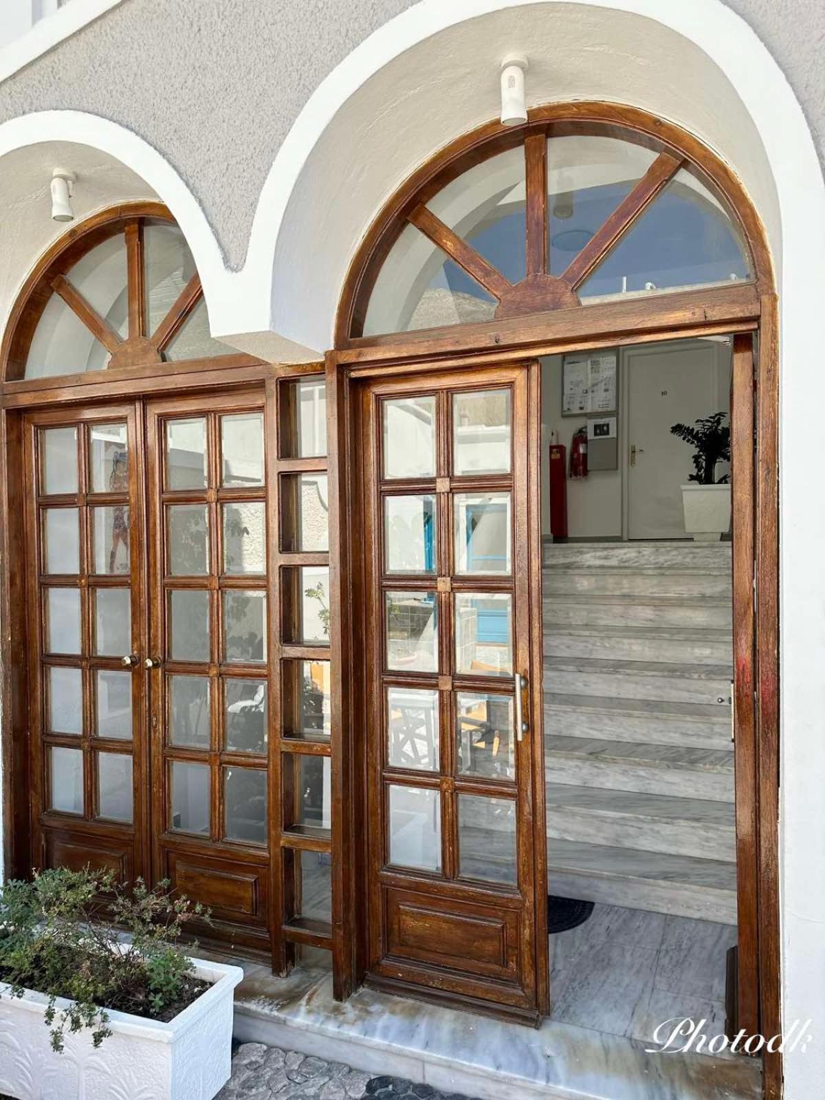 Santa Barbara Hotel Perissa  Eksteriør billede